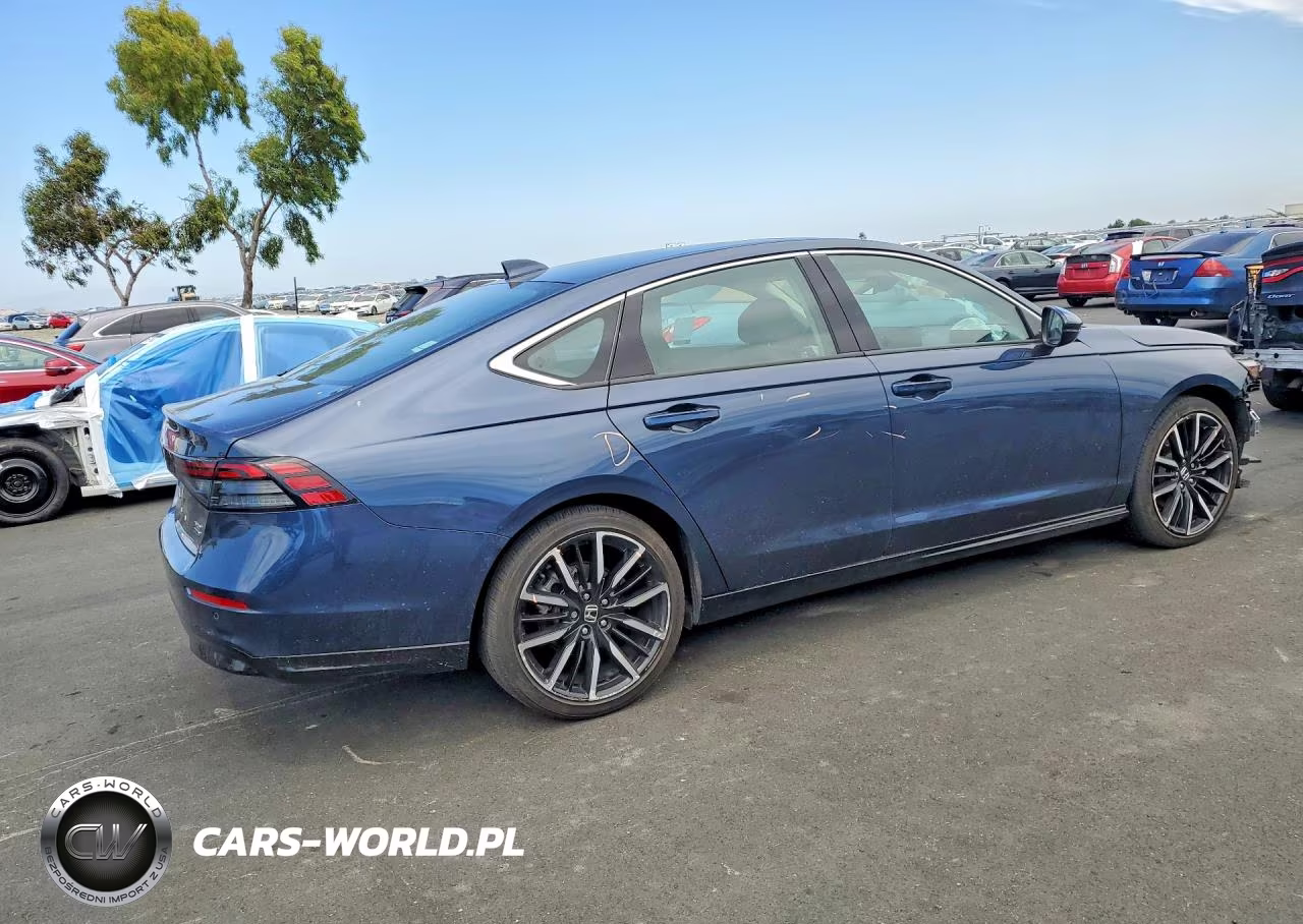 2025 Honda Accord Touring Hybrid VIN:1HGCY2F89SA027890 - 3