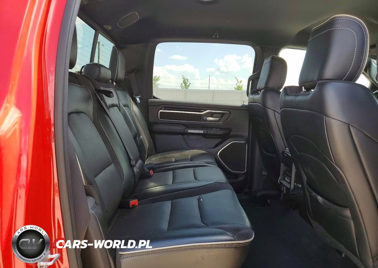 2019 Ram 1500 Laramie VIN:1C6SRFJT7KN874675 - 10