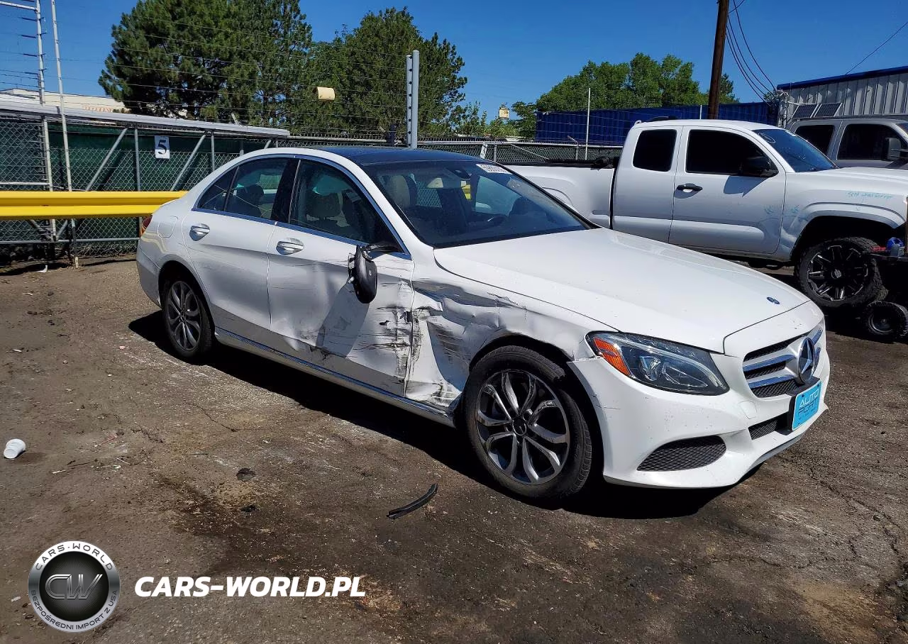 2016 Mercedes-Benz C 300 VIN:55SWF4JB8GU164686 - 4