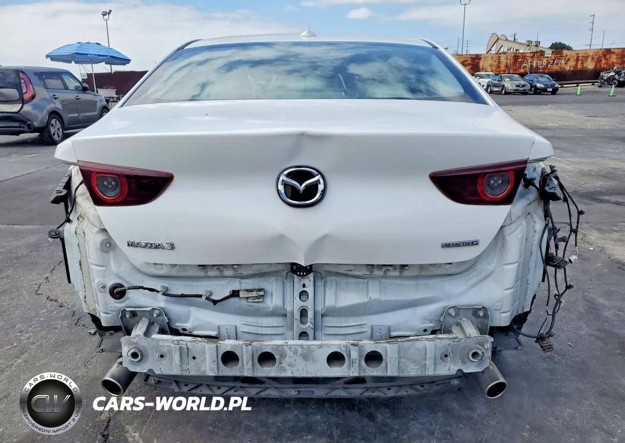 2020 Mazda 3 Premium VIN:3MZBPAEM1LM118062 - 6