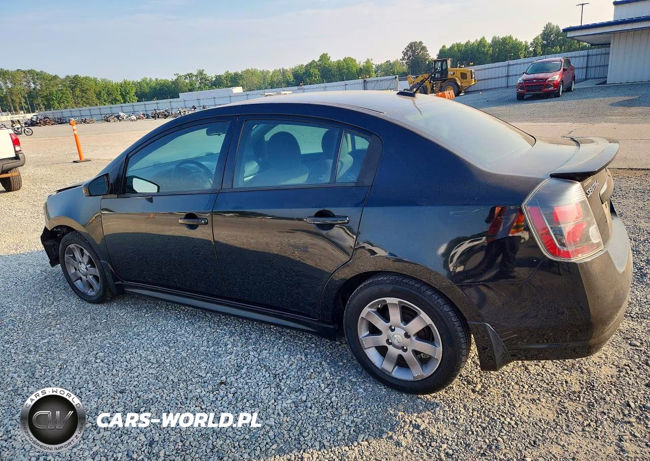 2012 Nissan Sentra 2.0 VIN:3N1AB6AP2CL775827 - 2