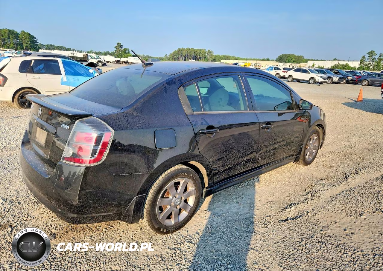 2012 Nissan Sentra 2.0 VIN:3N1AB6AP2CL775827 - 3