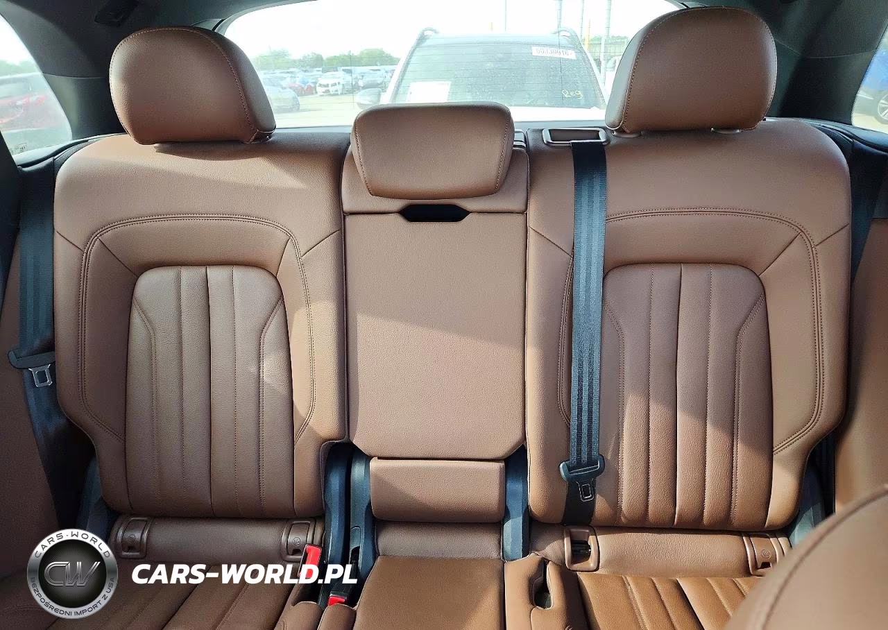 2019 Audi Q5 Premium Plus VIN:WA1BNAFY0K2057278 - 10
