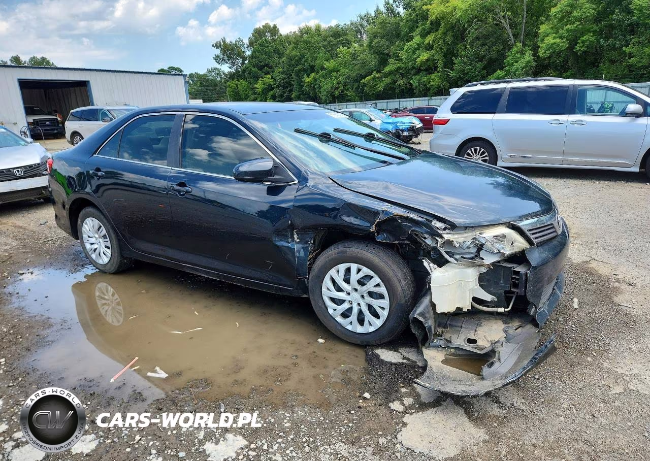 2014 Toyota Camry L VIN:4T4BF1FK0ER364829 - 4