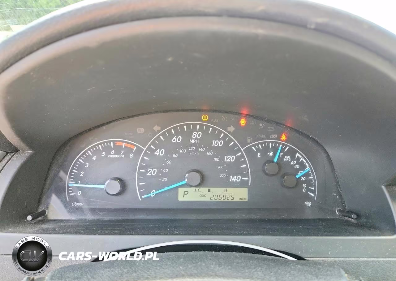 2014 Toyota Camry L VIN:4T4BF1FK0ER364829 - 9