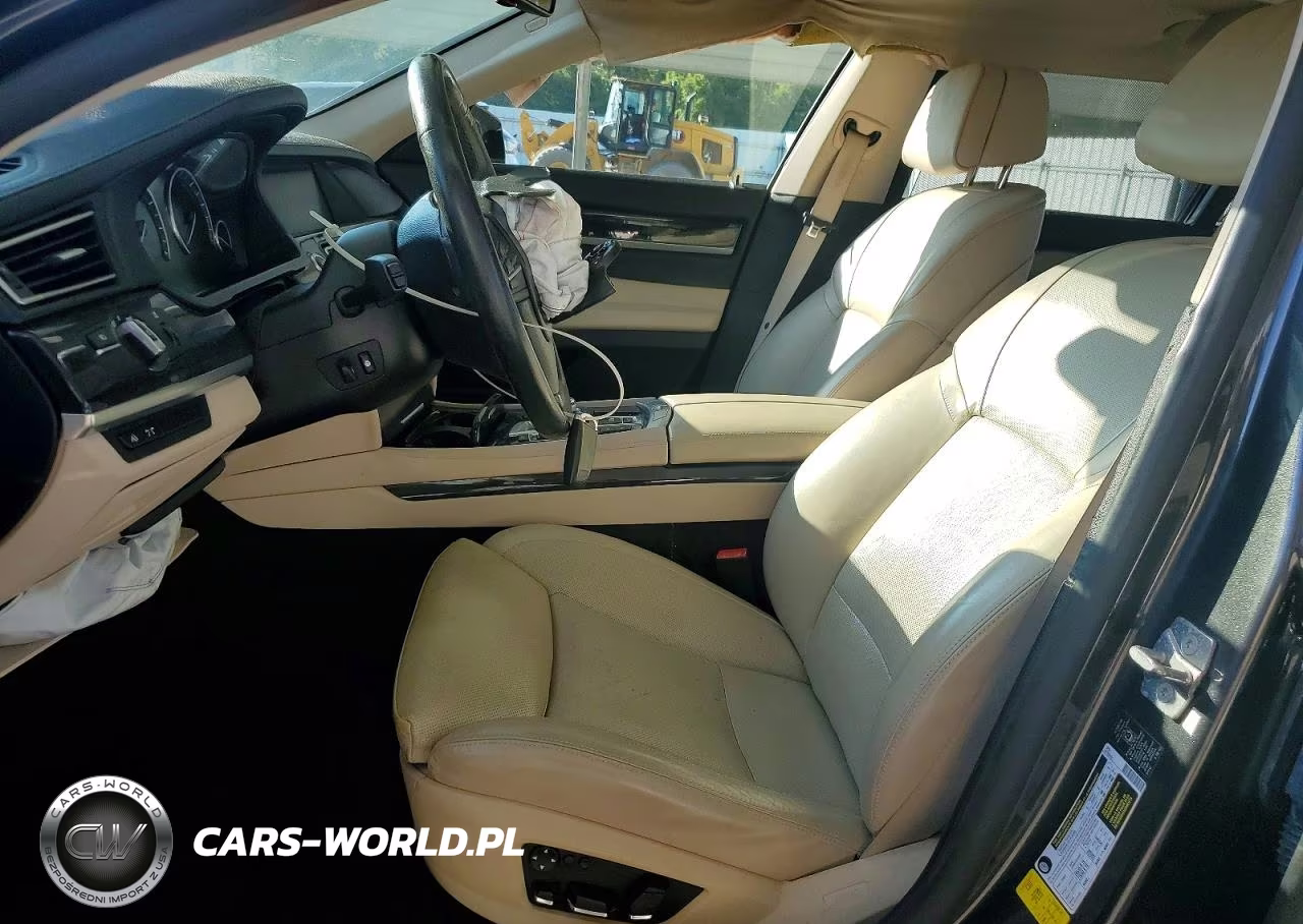 2010 BMW 750 Li VIN:WBAKB8C56ACY63715 - 7
