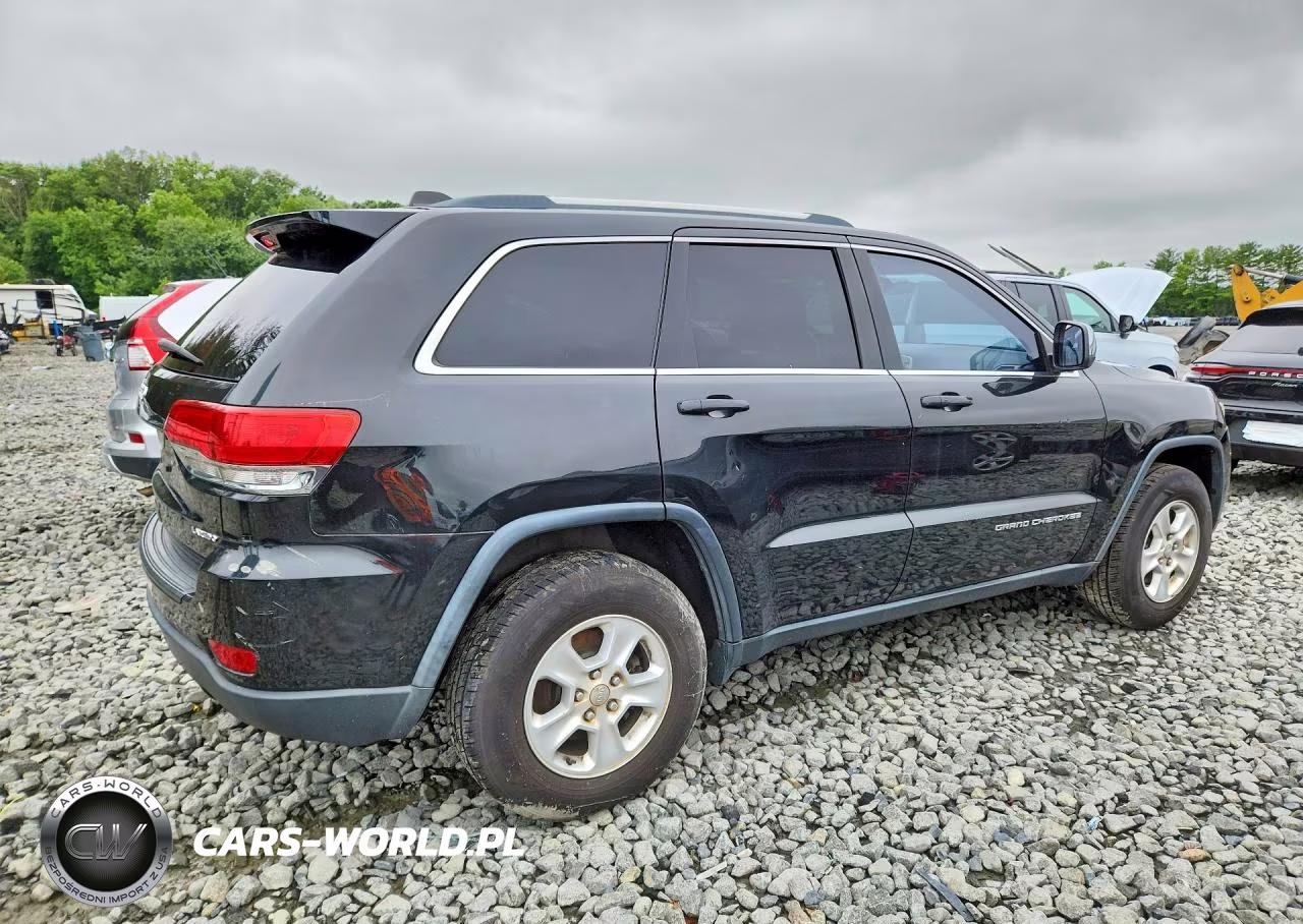 2014 Jeep Grand Cherokee Laredo VIN:1C4RJFAG9EC242522 - 3