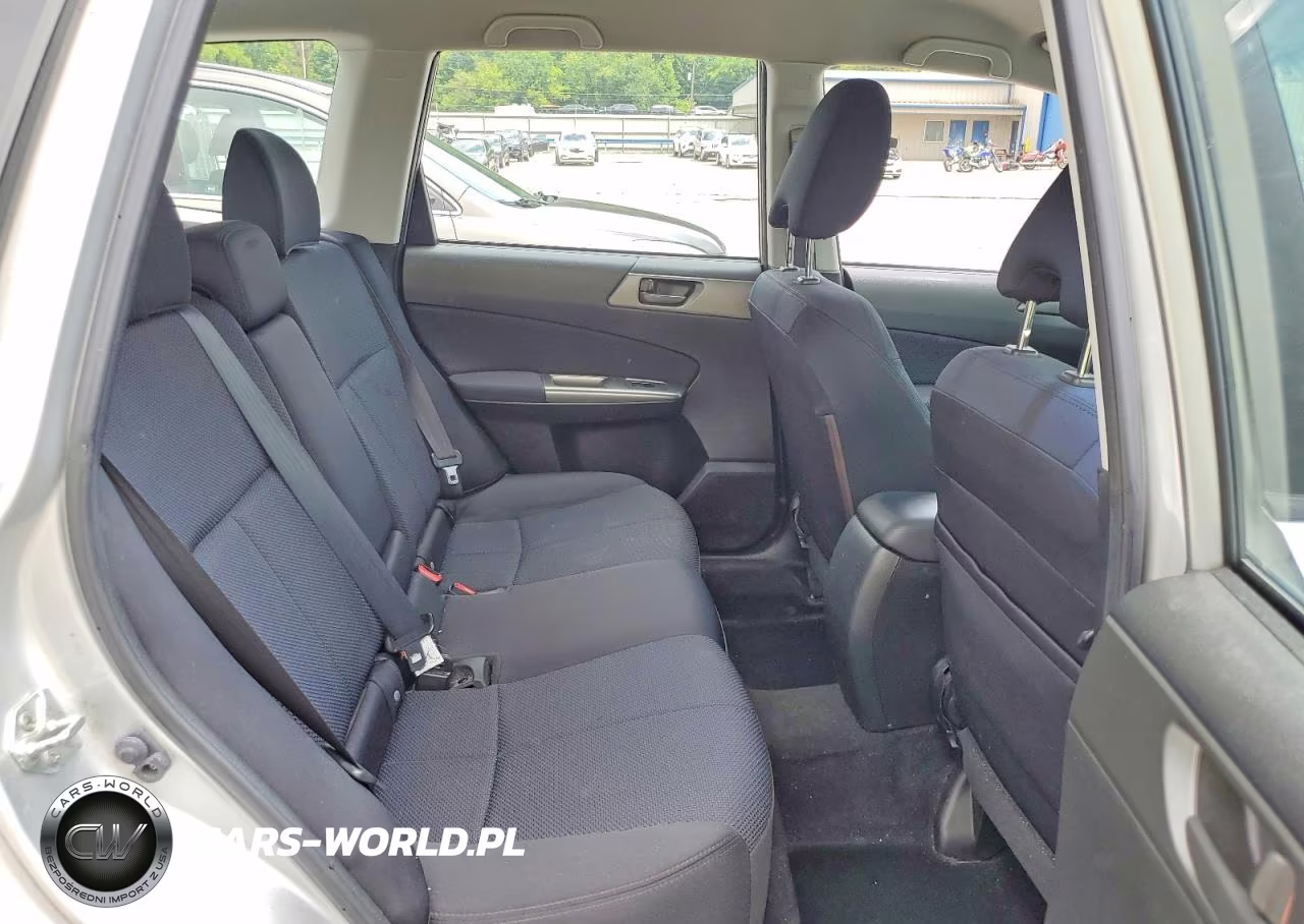 2011 Subaru Forester 2.5X VIN:JF2SHABC2BH710988 - 11