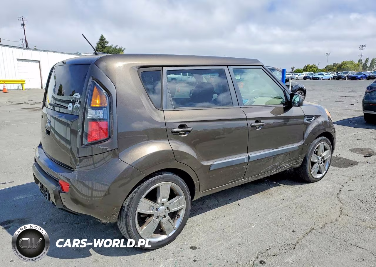 2011 Kia Soul ! VIN:KNDJT2A24B7253226 - 3