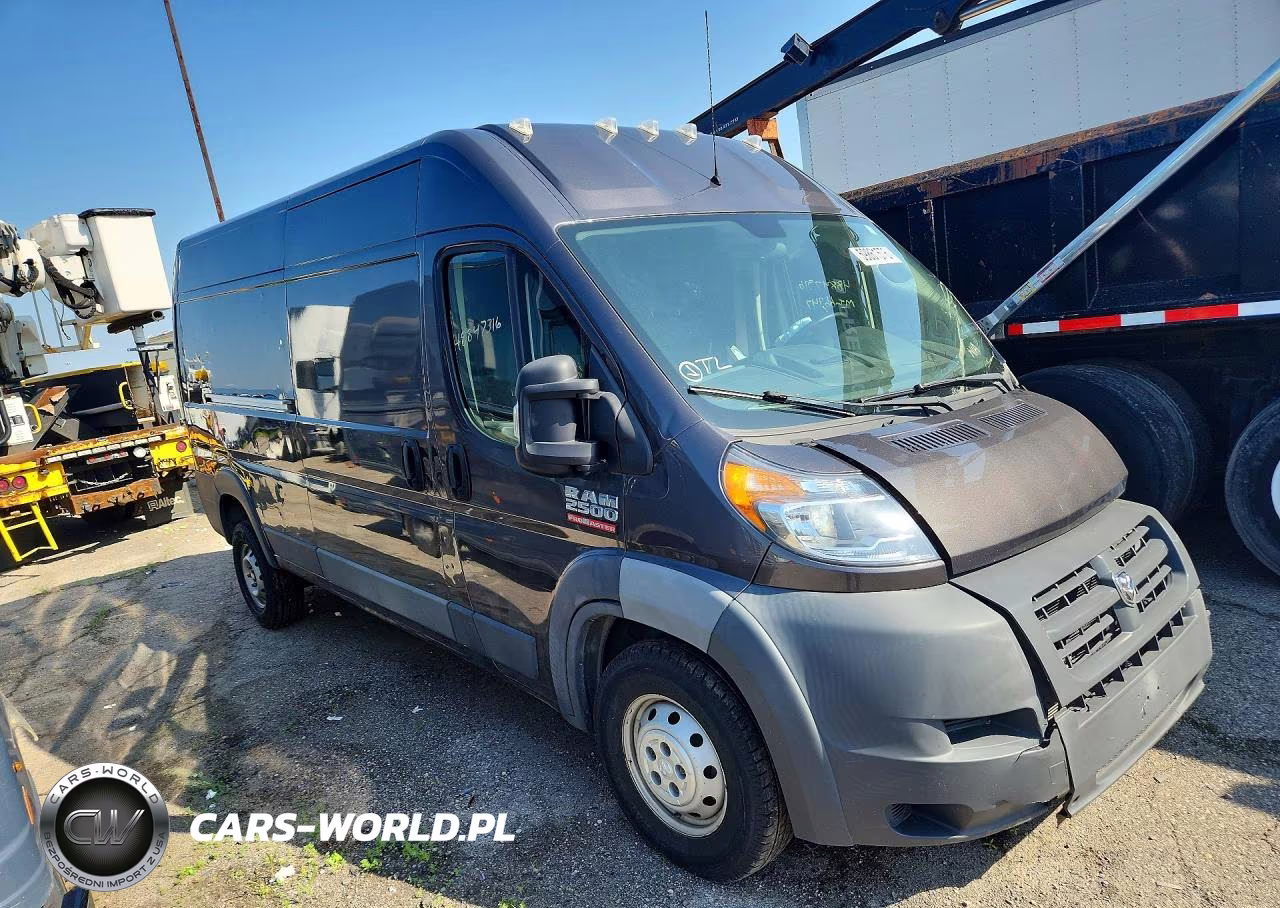 2018 Ram Promaster 2500 Delivery Van VIN:3C6TRVDG4JE116096 - 4