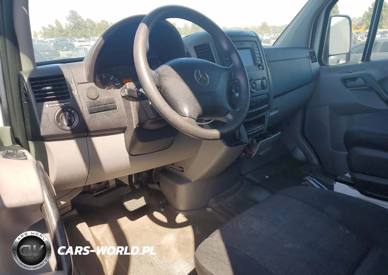 2014 Mercedes-Benz Sprinter 2500 Delivery Van VIN:WD3PE7CC8E5836352 - 8