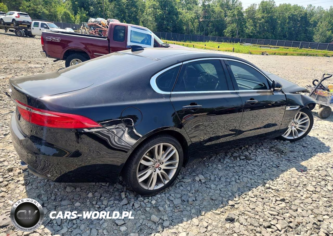 2017 Jaguar Xf Prestige VIN:SAJBK4BVXHCY27969 - 3
