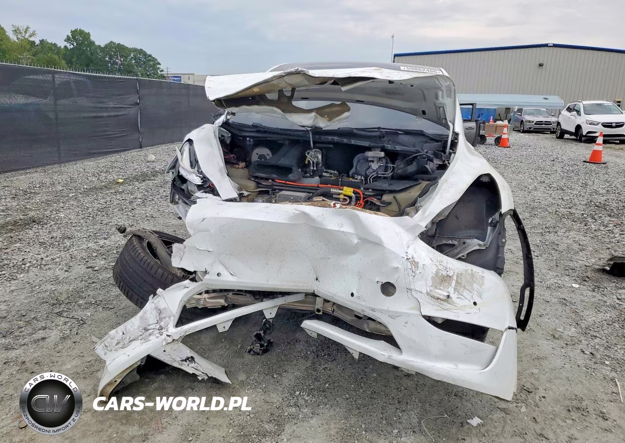 2022 Tesla Model Y VIN:7SAYGDEEXNF318925 - 5