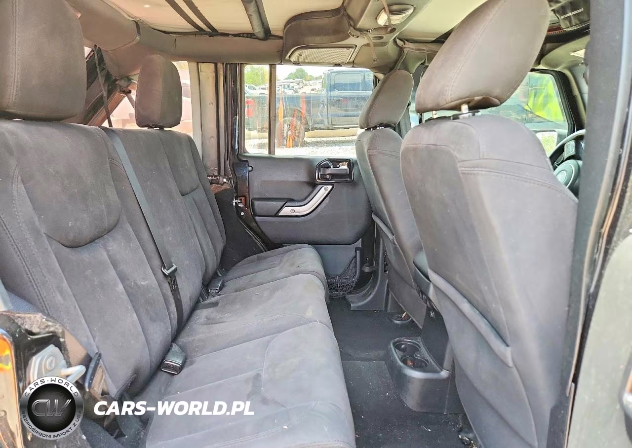 2017 Jeep Wrangler Unlimited Sport VIN:1C4BJWDG4HL580010 - 11