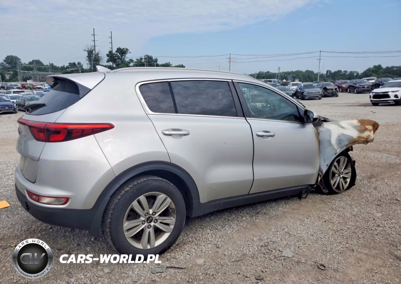 2018 Kia Sportage Lx VIN:KNDPMCACXJ7418930 - 3