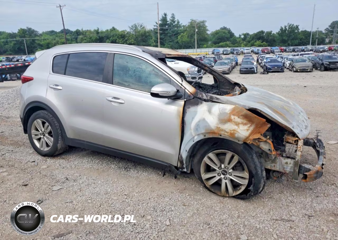2018 Kia Sportage Lx VIN:KNDPMCACXJ7418930 - 4