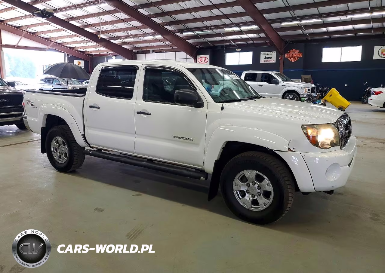 2011 Toyota Tacoma Double Cab VIN:3TMLU4EN3BM067849 - 4