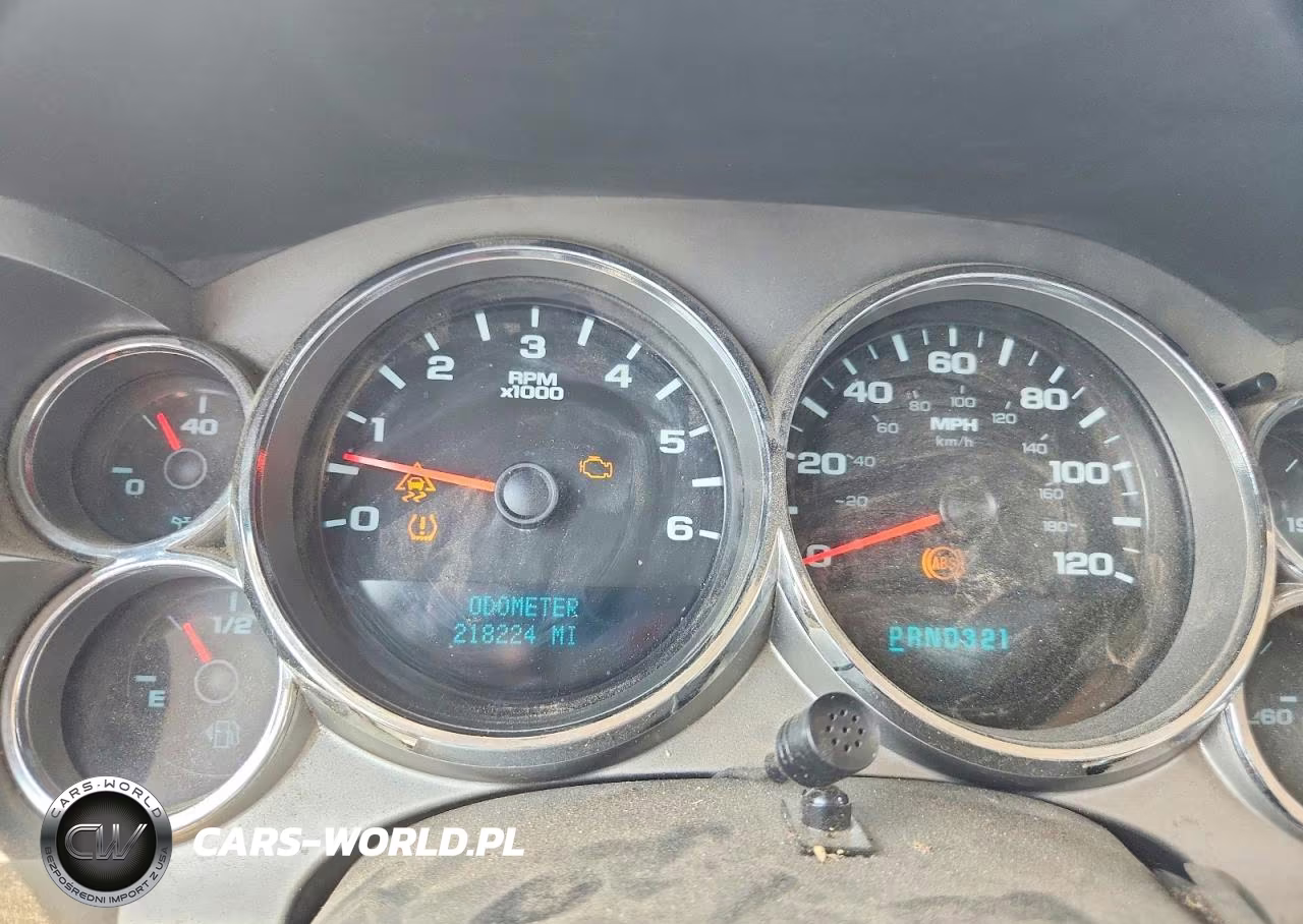 2008 Chevrolet Silverado C1500 VIN:3GCEC13J08G311054 - 9
