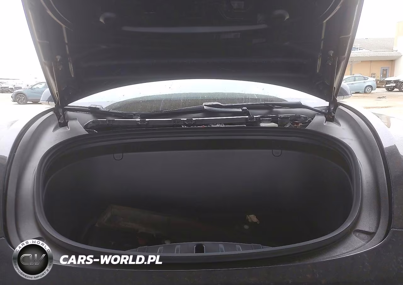 2018 Tesla Model 3 VIN:5YJ3E1EB4JF129005 - 11