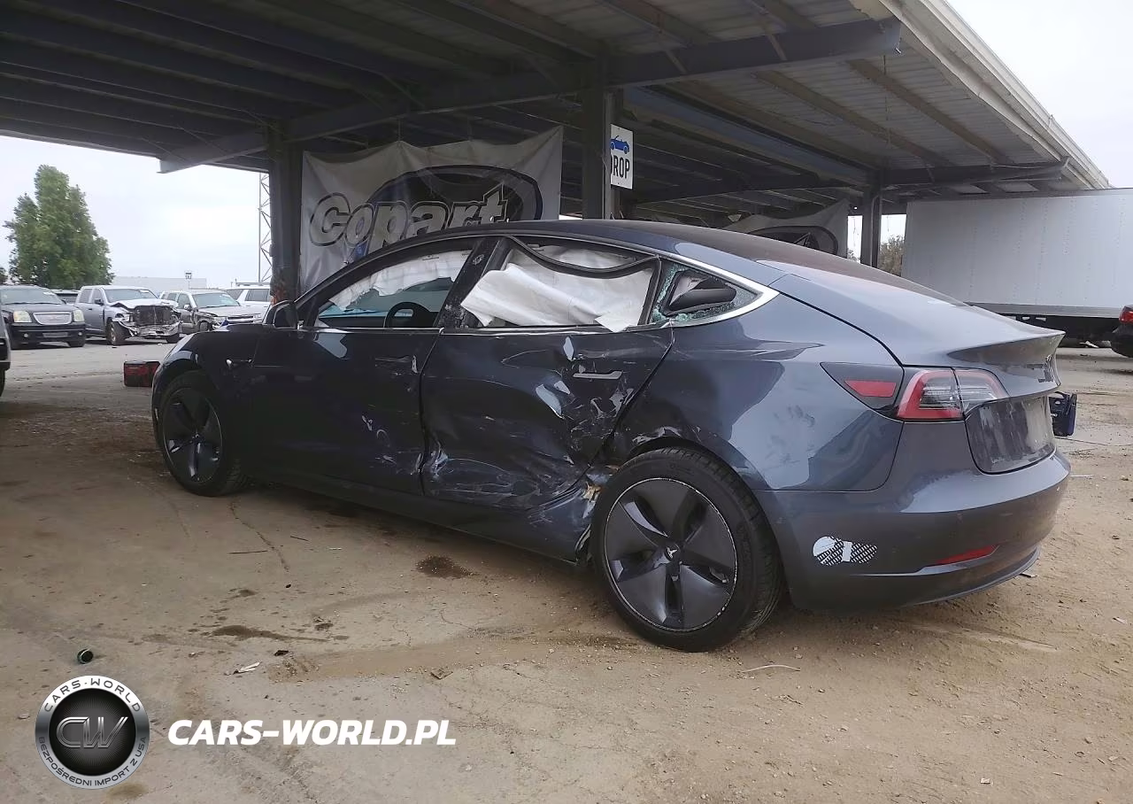 2018 Tesla Model 3 VIN:5YJ3E1EB4JF129005 - 2
