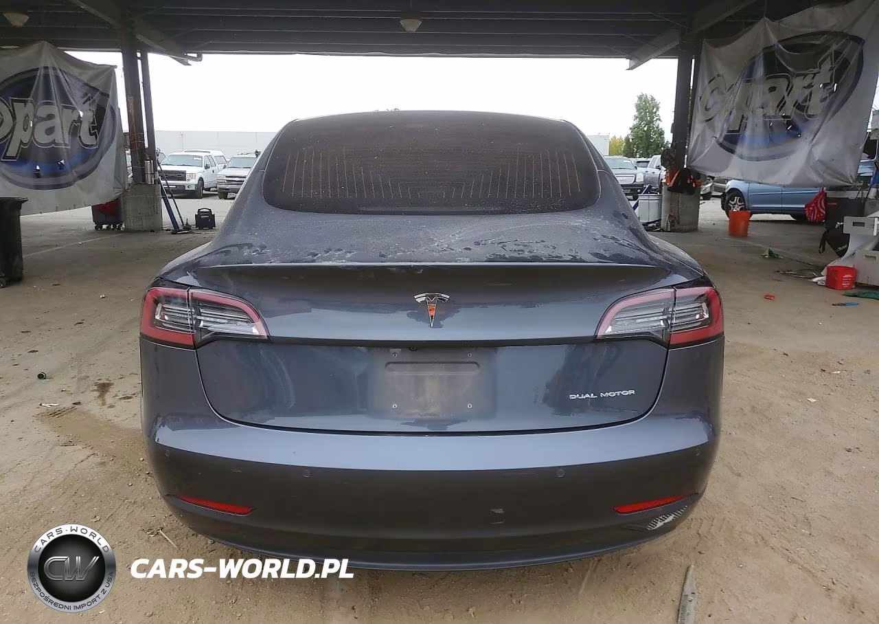 2018 Tesla Model 3 VIN:5YJ3E1EB4JF129005 - 6