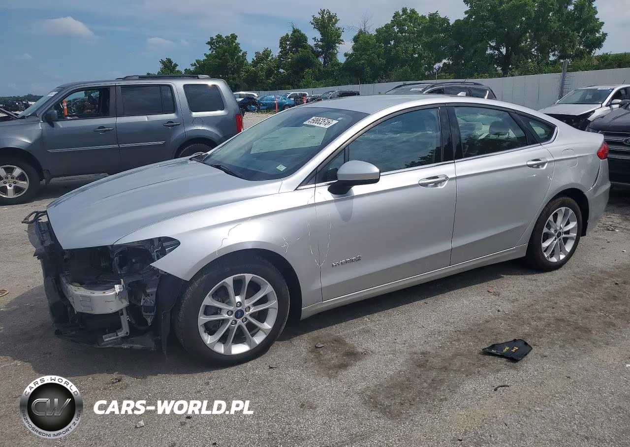 2019 Ford Fusion Se – zdjęcie 1 z 12