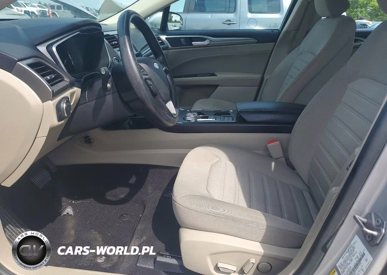 2019 Ford Fusion Se VIN:3FA6P0LU8KR272342 - 7