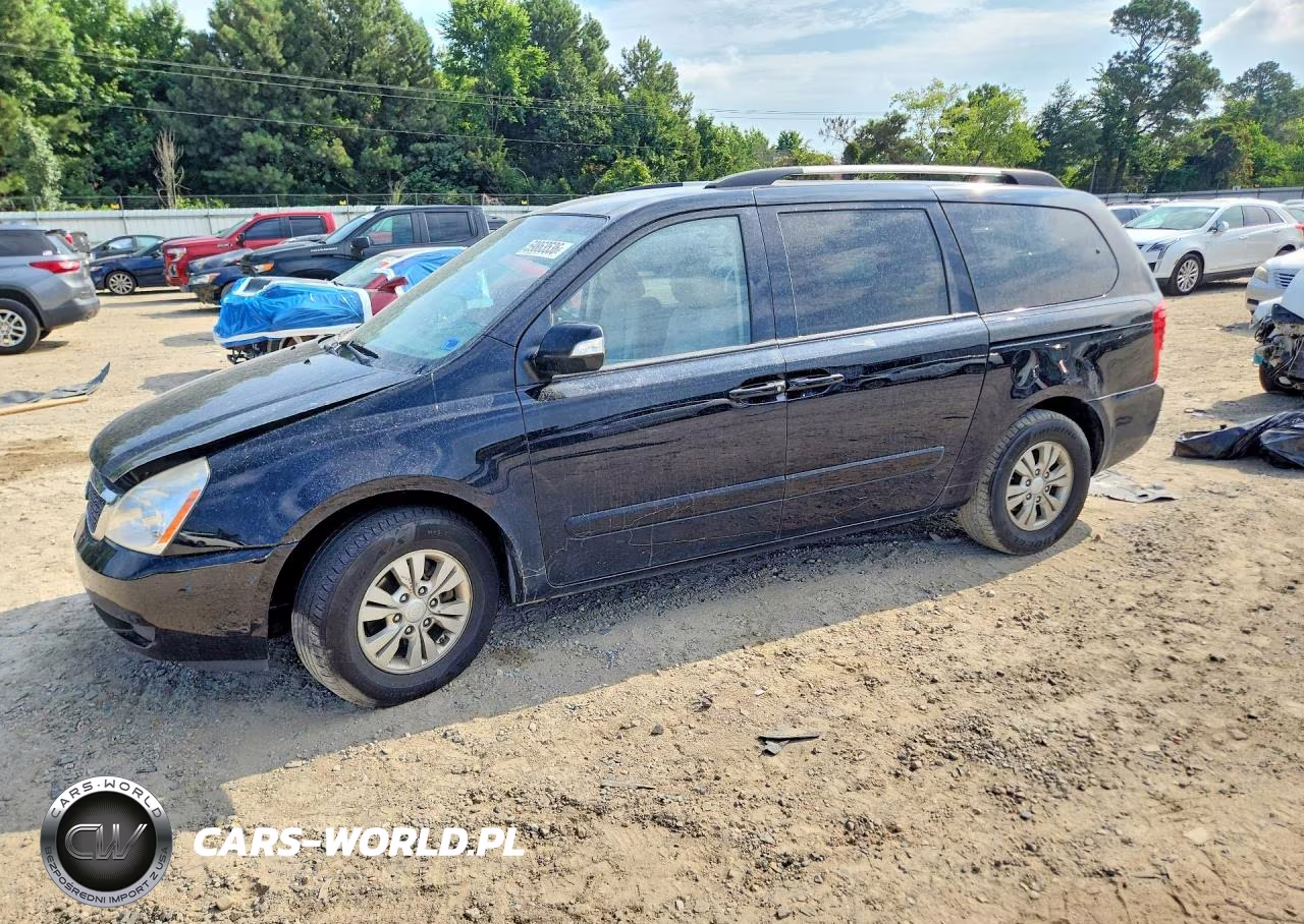 2012 Kia Sedona Lx