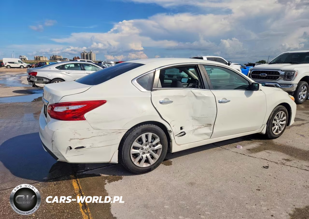 2017 Nissan Altima 2.5 S VIN:1N4AL3AP4HC278229 - 3