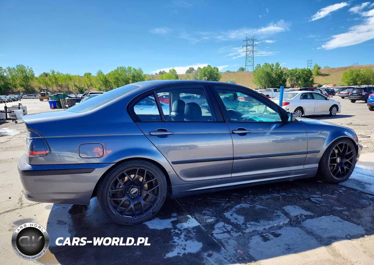2002 BMW 325 Xi VIN:WBAEU33492PH85039 - 3