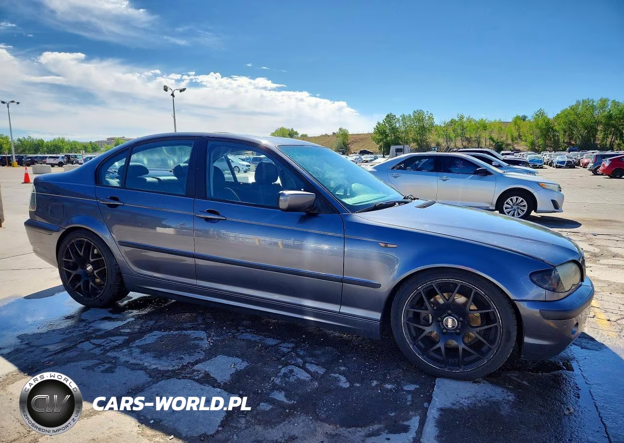 2002 BMW 325 Xi VIN:WBAEU33492PH85039 - 4