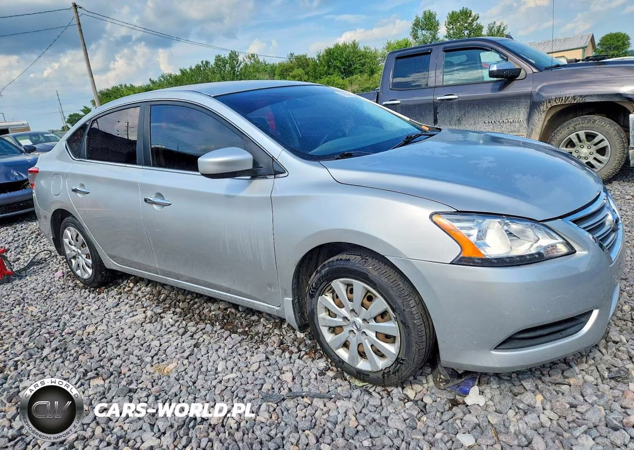 2015 Nissan Sentra S VIN:3N1AB7APXFY285584 - 4