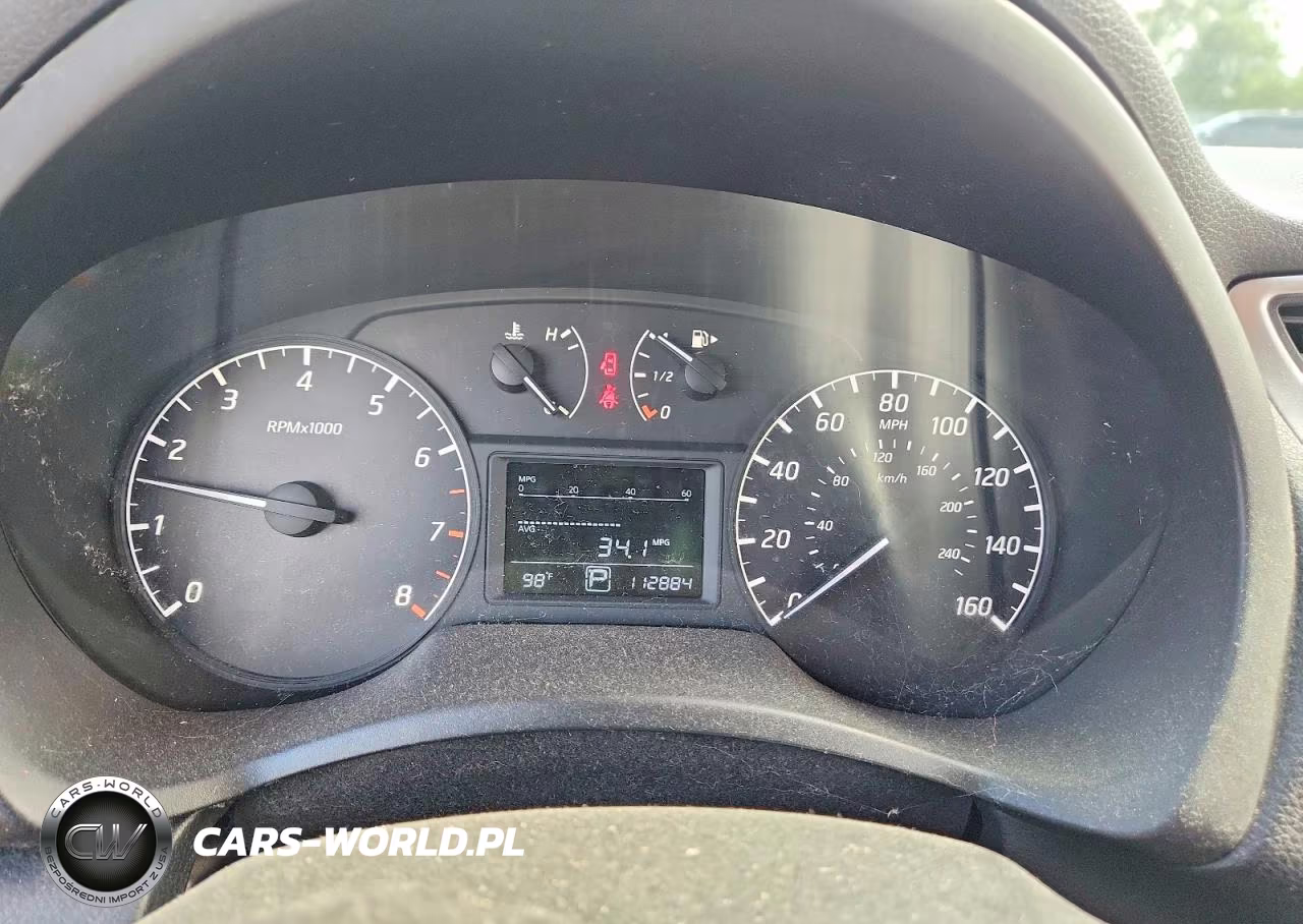 2015 Nissan Sentra S VIN:3N1AB7APXFY285584 - 9