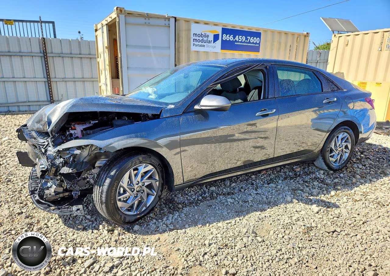 2026 Hyundai Elantra Hybrid Blue – zdjęcie 1 z 12