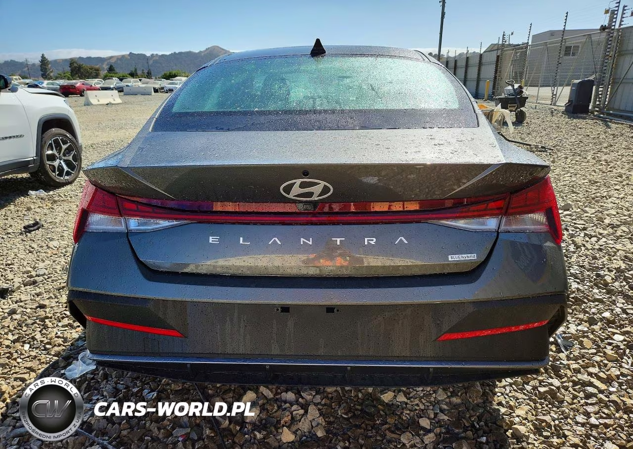 2026 Hyundai Elantra Hybrid Blue VIN:KMHLM4DJ3TU205302 - 6