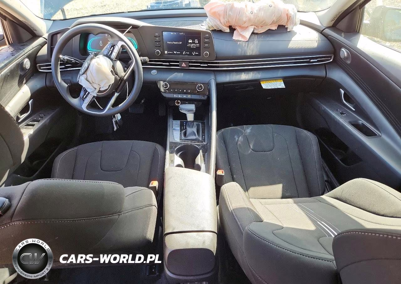 2026 Hyundai Elantra Hybrid Blue VIN:KMHLM4DJ3TU205302 - 8