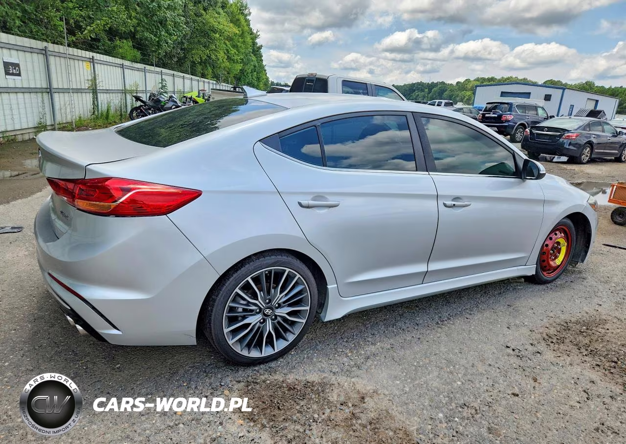 2018 Hyundai Elantra Sport VIN:KMHD04LB2JU485012 - 3