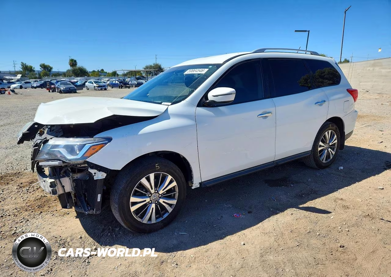 2018 Nissan Pathfinder S
