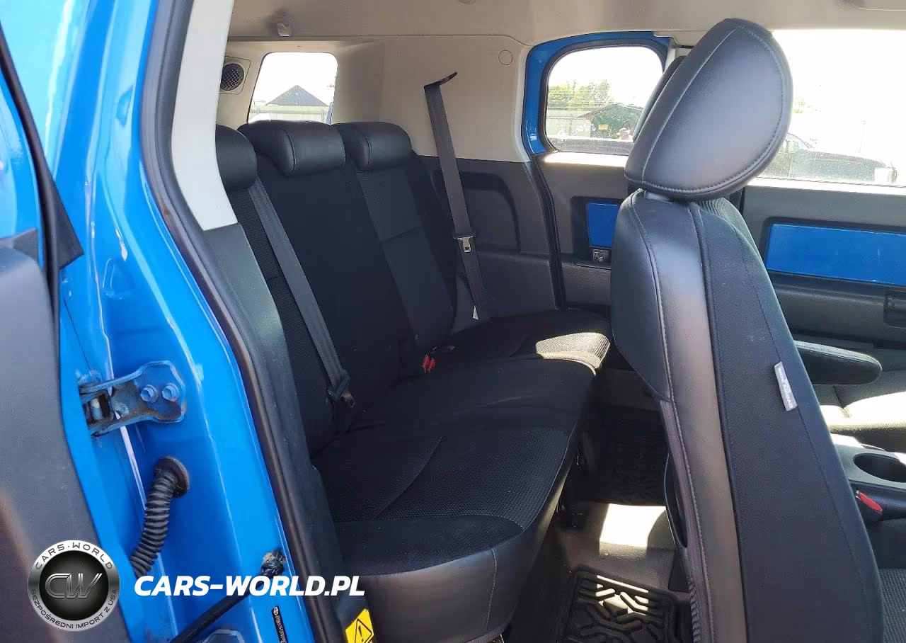 2007 Toyota Fj Cruiser Base VIN:JTEBU11F070018879 - 11