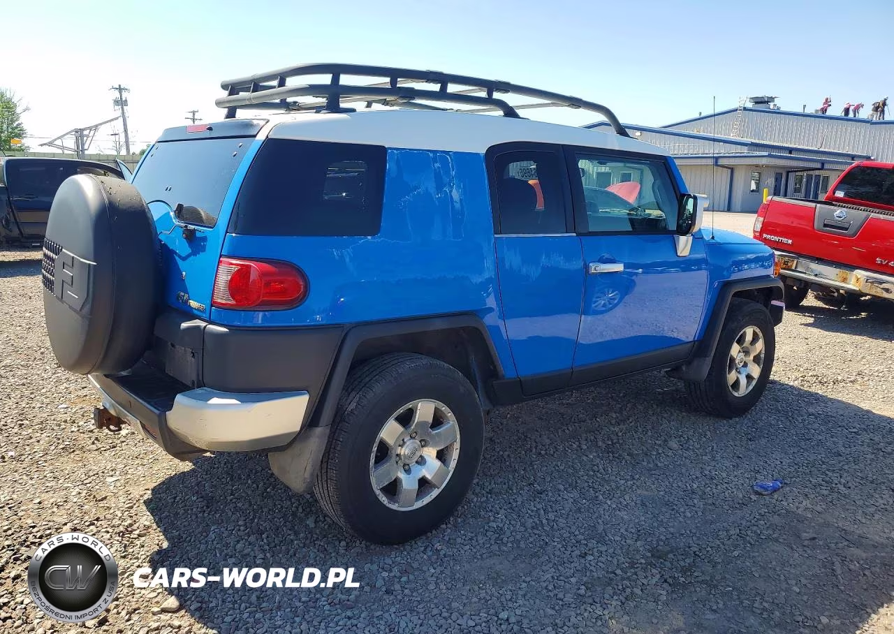 2007 Toyota Fj Cruiser Base VIN:JTEBU11F070018879 - 3