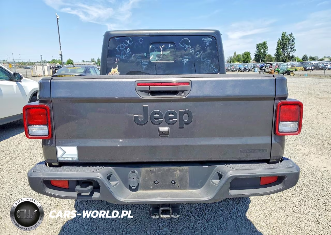 2020 Jeep Gladiator Sport VIN:1C6HJTAG8LL208070 - 6