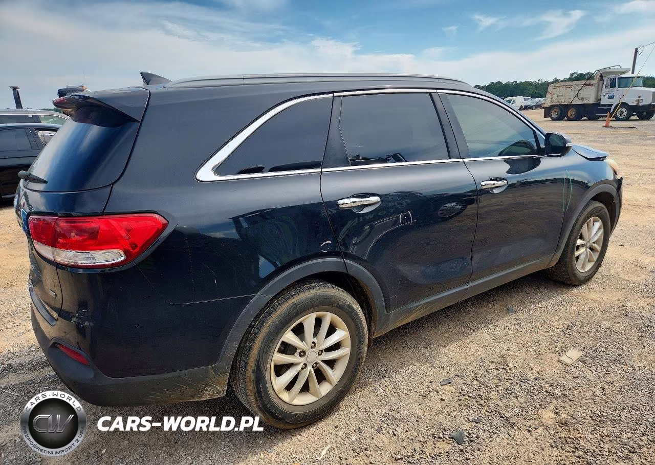 2017 Kia Sorento Lx VIN:5XYPG4A36HG271094 - 3
