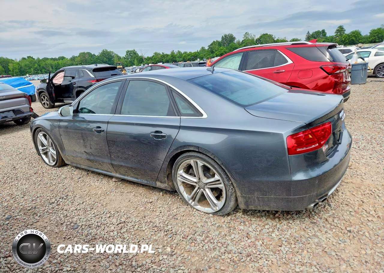 2013 Audi S8 Quattro VIN:WAUD2AFD4DN022682 - 2