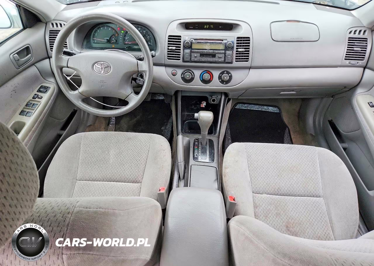2003 Toyota Camry Le VIN:4T1BE32KX3U260487 - 8