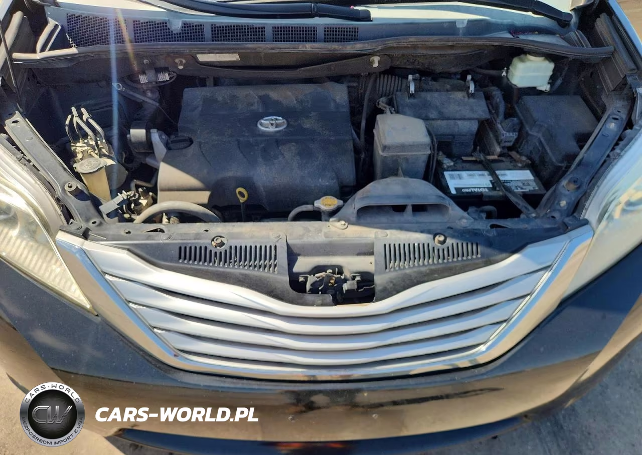 2014 Toyota Sienna Limited 7-Passenger VIN:5TDYK3DC3ES526243 - 12