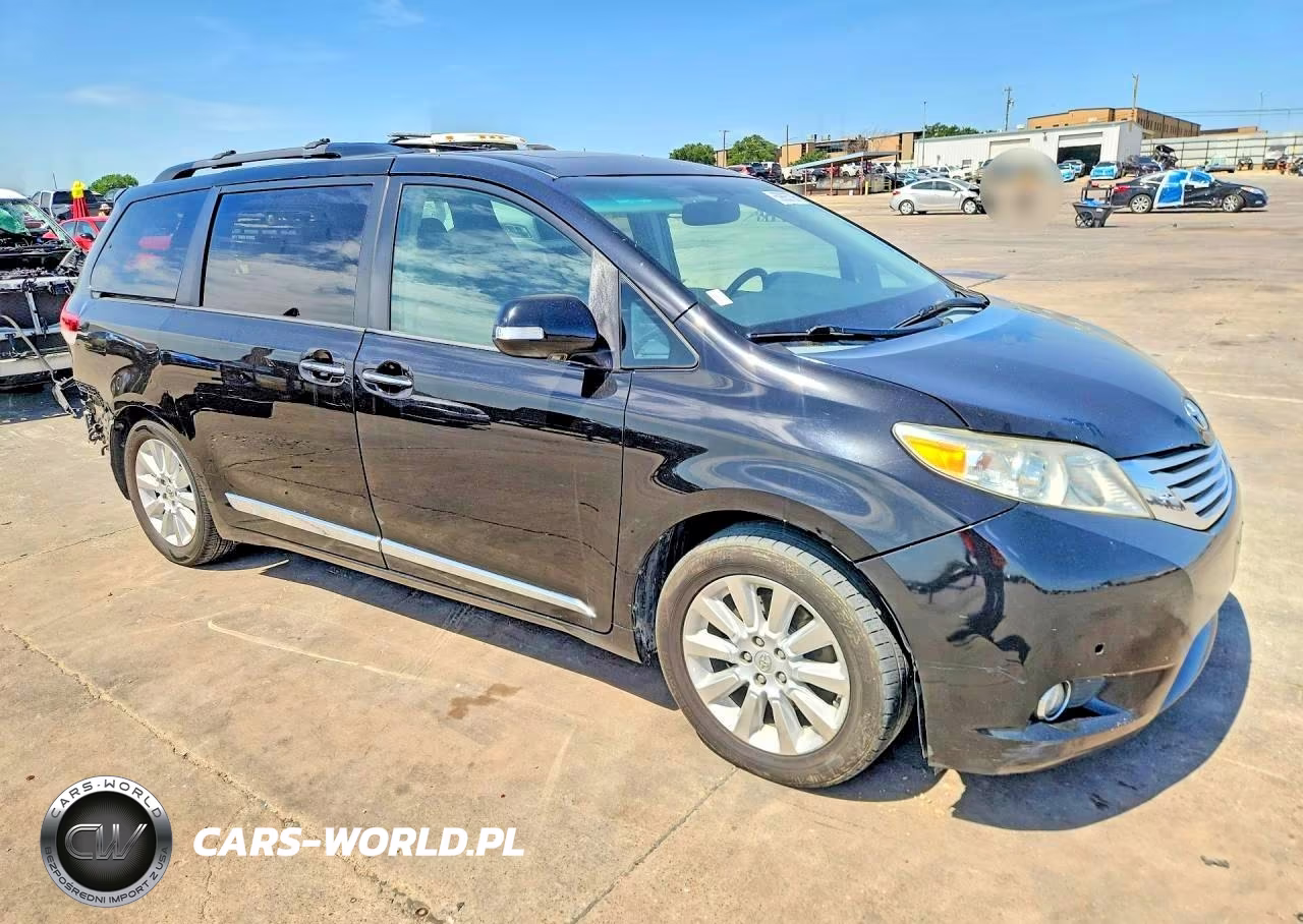2014 Toyota Sienna Limited 7-Passenger VIN:5TDYK3DC3ES526243 - 4