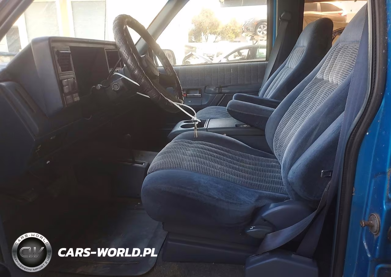 1992 Chevrolet Suburban K1500 VIN:1GNFK16K5NJ322905 - 7