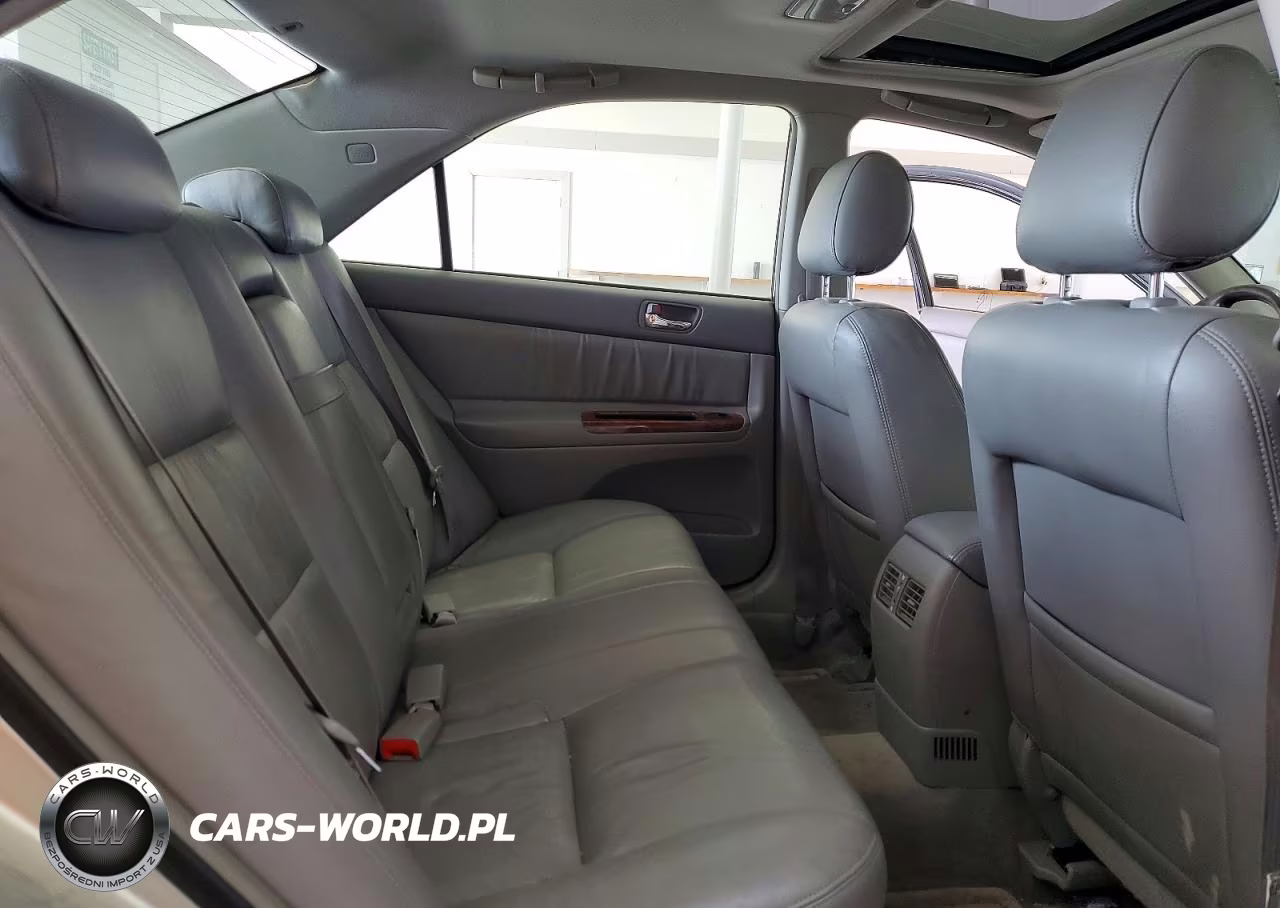 2002 Toyota Camry Xle V6 VIN:JTDBF30K120003583 - 10