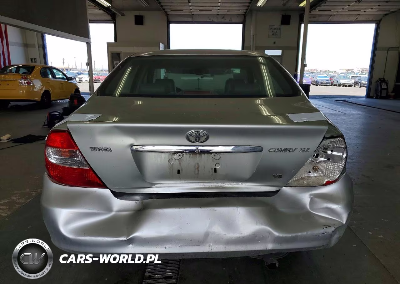 2002 Toyota Camry Xle V6 VIN:JTDBF30K120003583 - 6