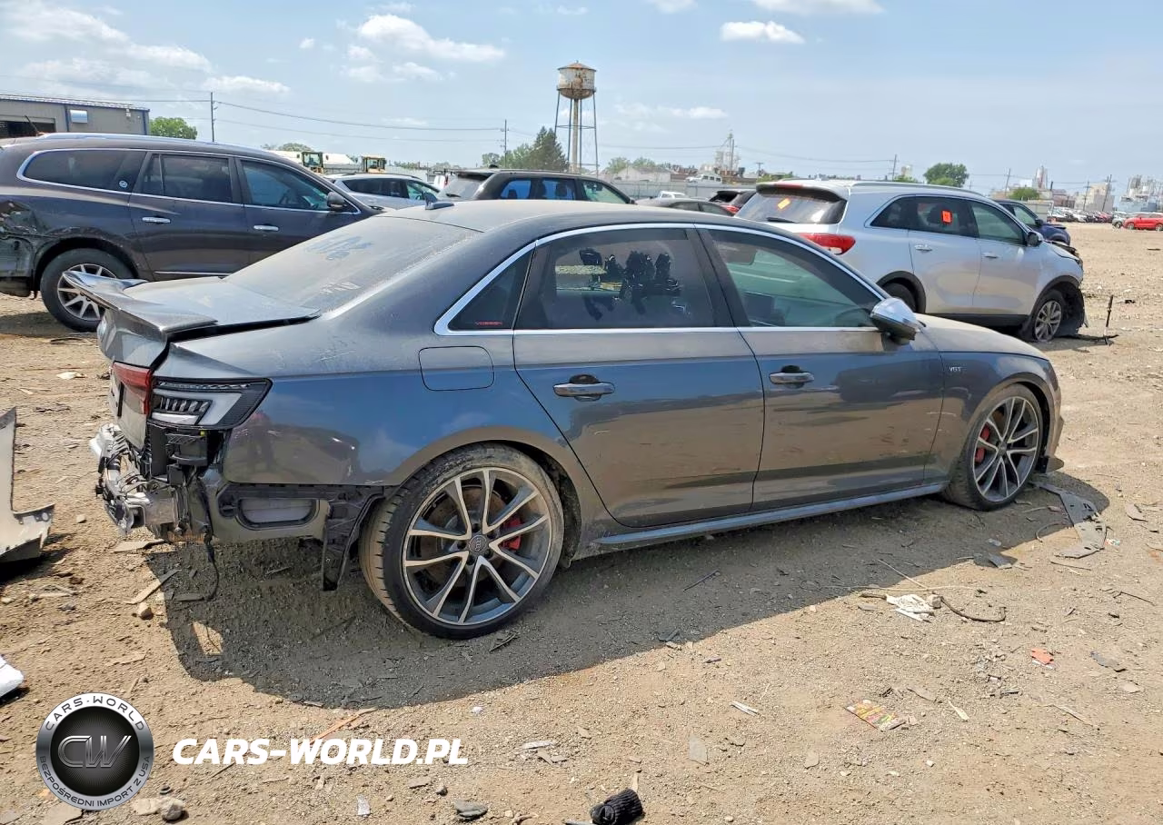 2018 Audi S4 Premium Plus VIN:WAUB4AF40JA134724 - 3